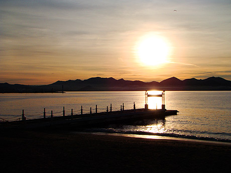 Lever de soleil à Côte d'Azur Cannes photo