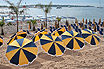 Parasols Et Chaises Longues Plage De Cannes